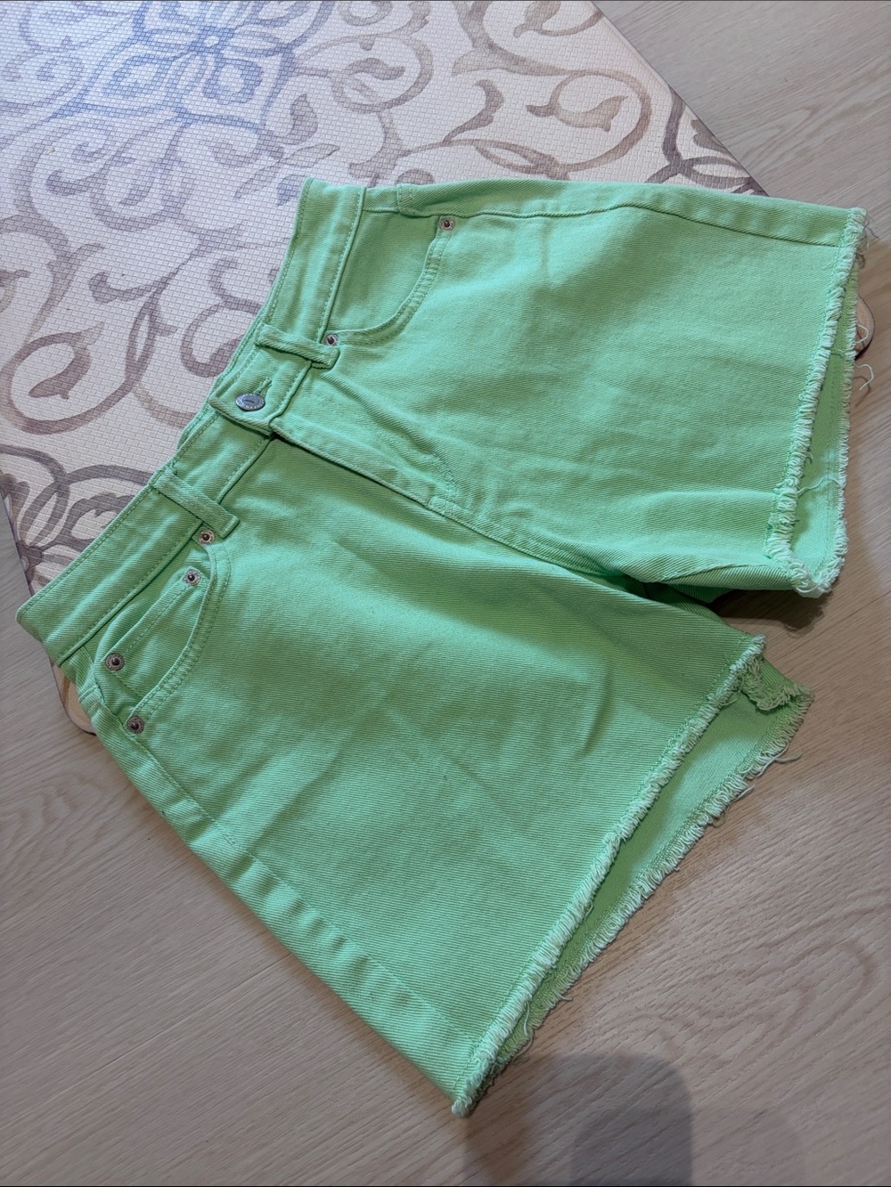 Joe fresh mint green Jean shorts 27